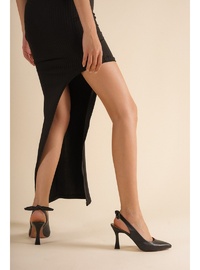 Siyah Kadın Arkası Fiyonk Detaylı Şık Stiletto 4700