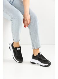 Siyah Beyaz Kadın Sneaker 0140