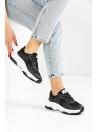 Siyah Beyaz Kadın Sneaker 0140