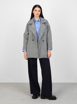 Balık Sırtı Desenli Kaban - Siyah - Nolia Butik Mood