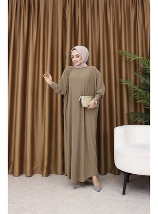 SANDY FERACE Camel