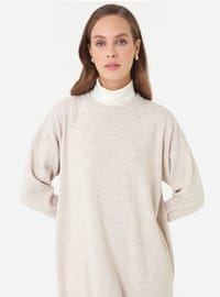 Rahat Kesim Triko Tesettür Elbise - Krem