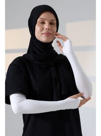 Parmak Geçmeli Penye Kolluk Beyaz