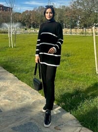 Çizgili Triko Takım Siyah