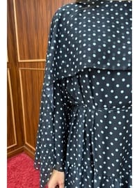 Puantiye Pelerinli Elbise 32 2889 SİYAH