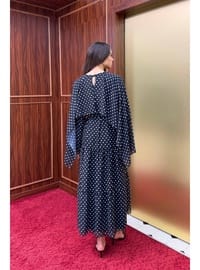 Puantiye Pelerinli Elbise 32 2889 SİYAH