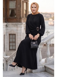 Yandan Tokalı Ayrobin Elbise Siyah HM2914