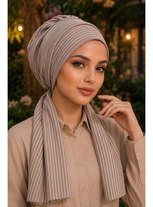 Bej Çizgili Atkılı Bone