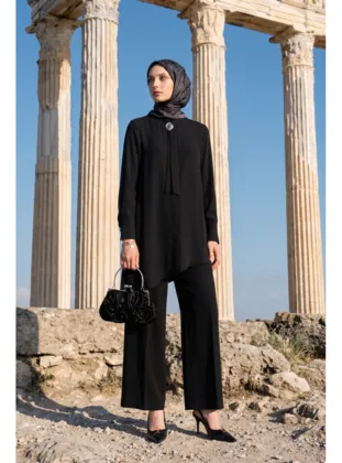 Asimetrik Kesim Bağlama Detaylı Tunik Geniş Paça Pantolon İkili Takım Siyah 26KA610