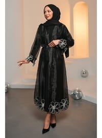 Siyah Kol Ve Etek Ucu Taşlı Abaya Takım